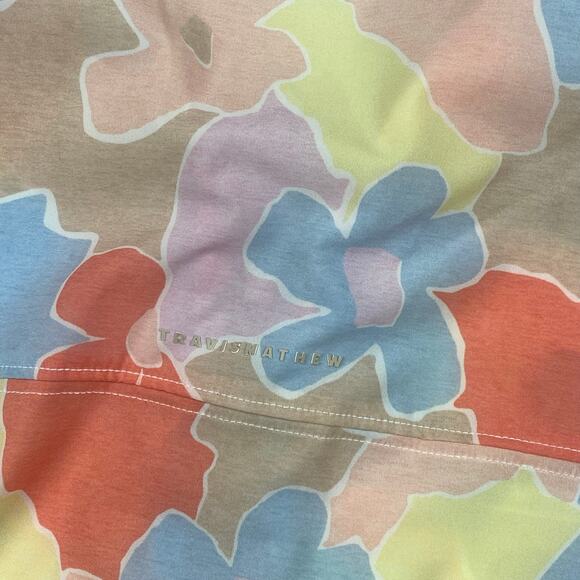 Women’s Travis Mathew “Girls Weekend” Top jacket Sz. XL -Full Zip Floral - Picture 11 of 12